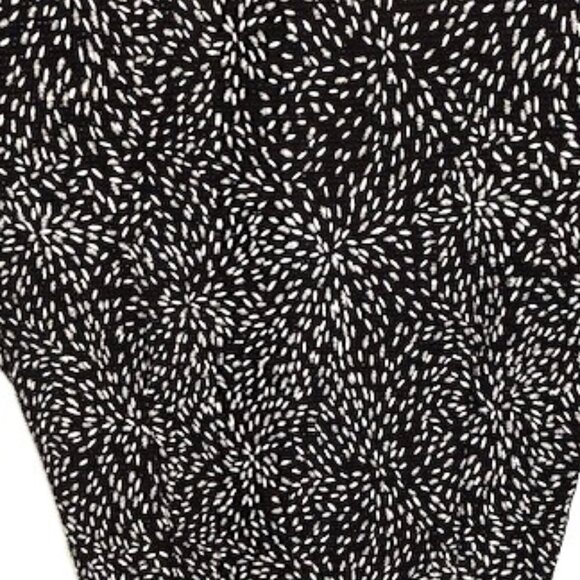 Dress Barn Collection Black Surplice Top Size Small - Picture 8 of 9